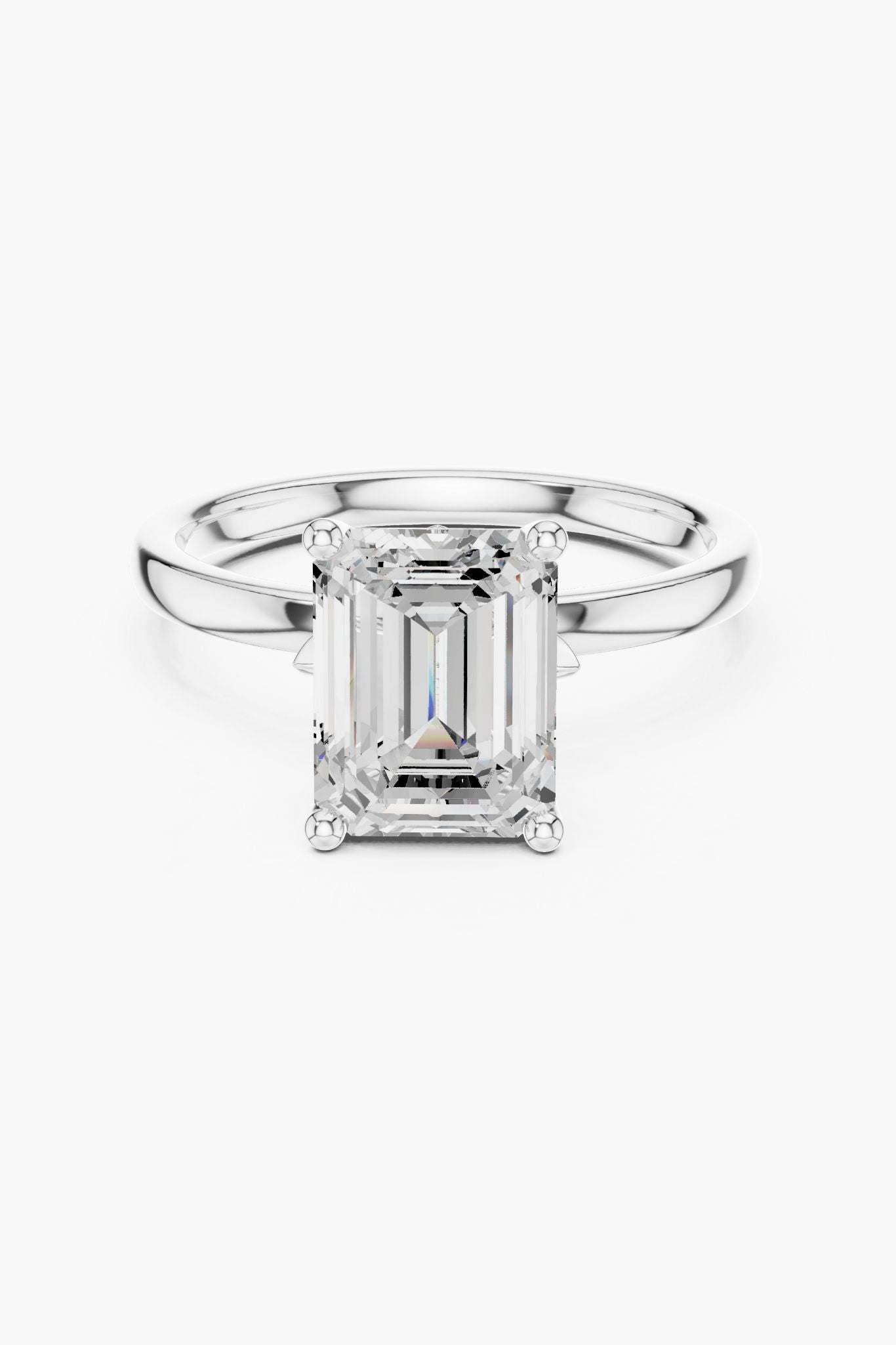 2ct Emerald Diamond Ring