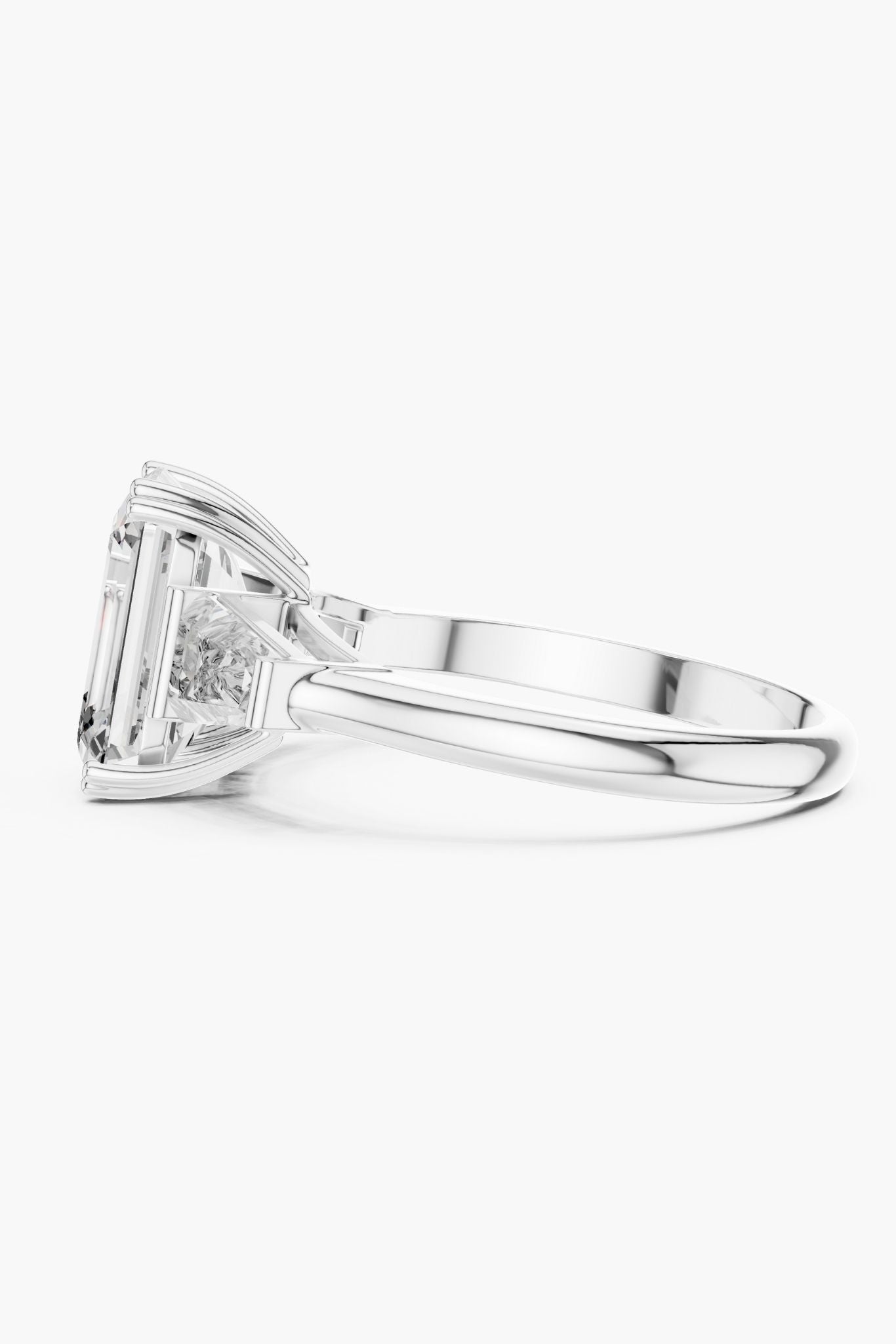 2.5ct Classic Emerald with Tapered Baguettes